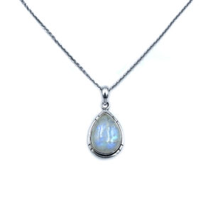 Χειροποίητο φυλαχτό Φεγγαρόπετρα (Moonstone) (δάκρυ-καπουσόν) σε ασήμι 925° eGAIA.gr