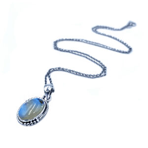 Χειροποίητο μενταγιόν Φεγγαρόπετρα (Moonstone) οβάλ-καπουσόν σε ασήμι 925° eGAIA.gr