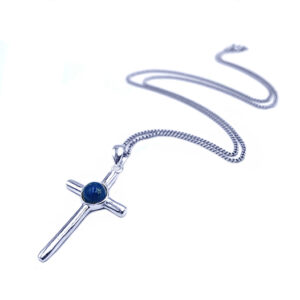 Χειροποίητος ασημένιος σταυρός με Λάπις λάζουλι (Lapis Lazuli) και ασήμι 925° – Ο λίθος της αυτοπεποίθησης