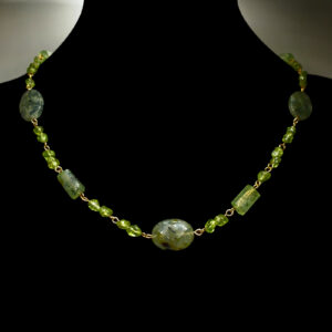 Χειροποίητο κολιέ Πρενίτης και Περίδοτο (Peridot) eGAIA